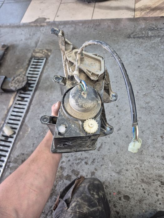 Lampy przód kymco mxu 550 700