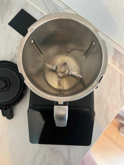 Thermomix TM7, quase novo