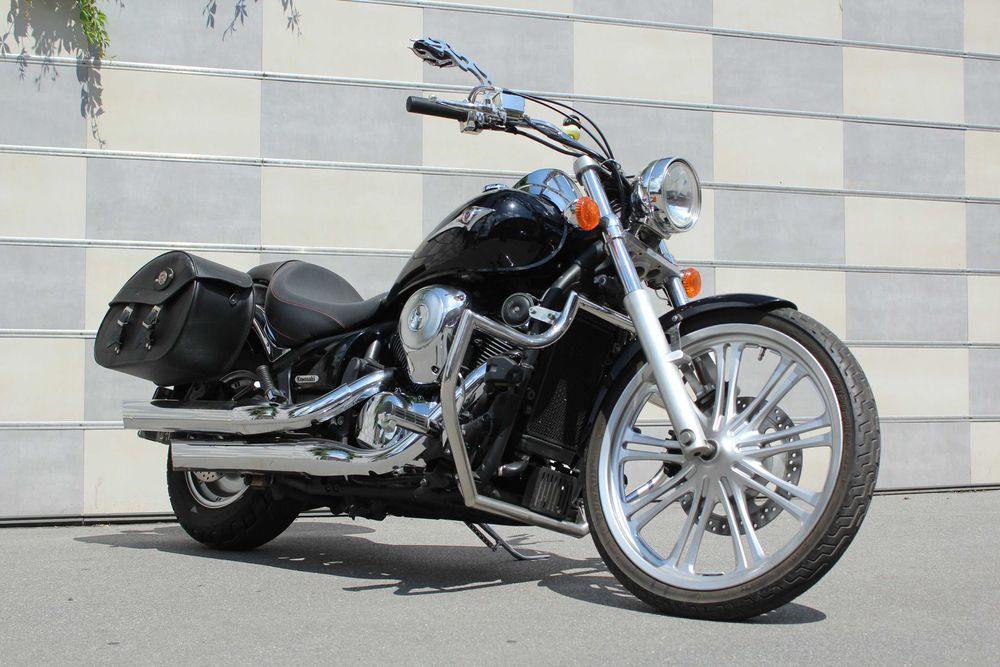 Kawasaki VN900 Custom