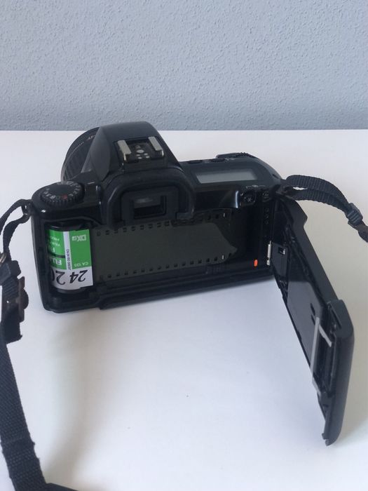 Canon EOS 500 analógica