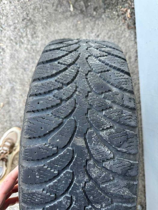 Диски 195 / 65 / R15 зимова гума