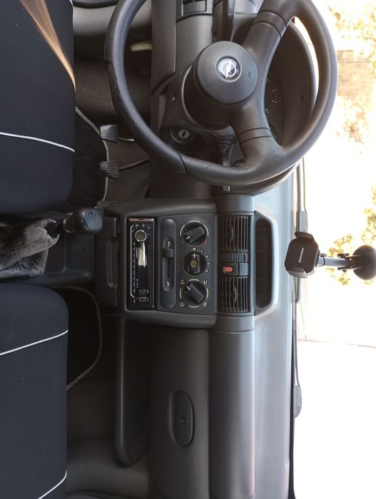 Carro Opel corsa