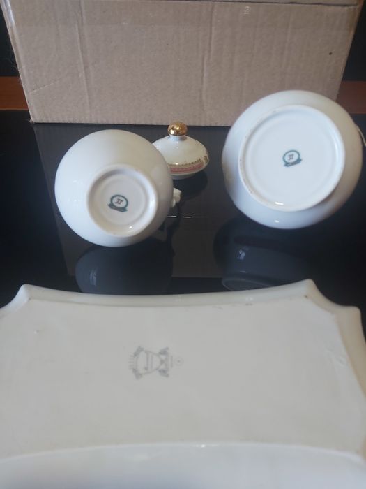 Decorative porcelain437929745256304642