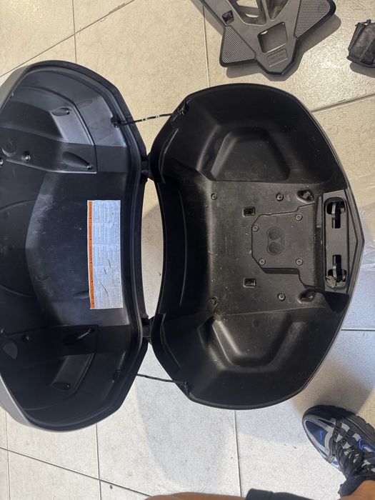 Top case e suporte Yamaha Tmax 530