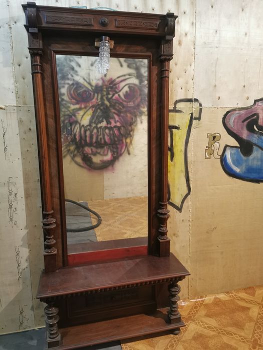 Stare meble drewniane antyki