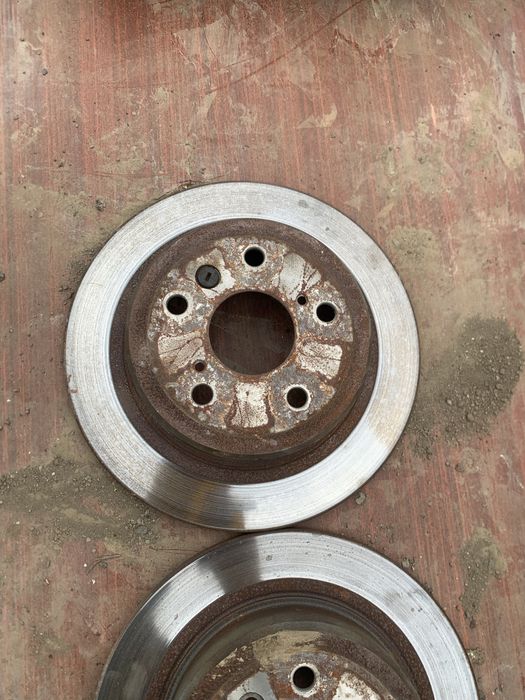 Тормозные диски задние Lexus rx 300 1998-2005 полный привод