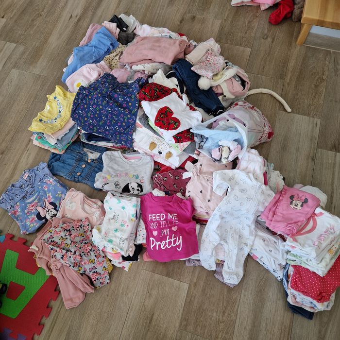 Zestaw ubrań dla dziewczynki od urodzenia do 1,5 roku