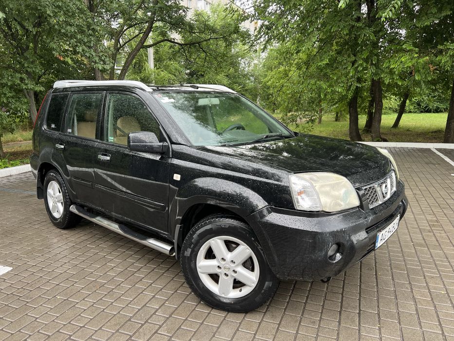 Продам Nissan X-Trail 2.2дизель в хорошем состоянии