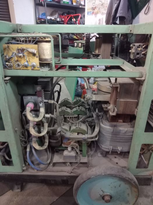 Продам зварювальний апарат постійного струму  3-380 V. Потужність 315А