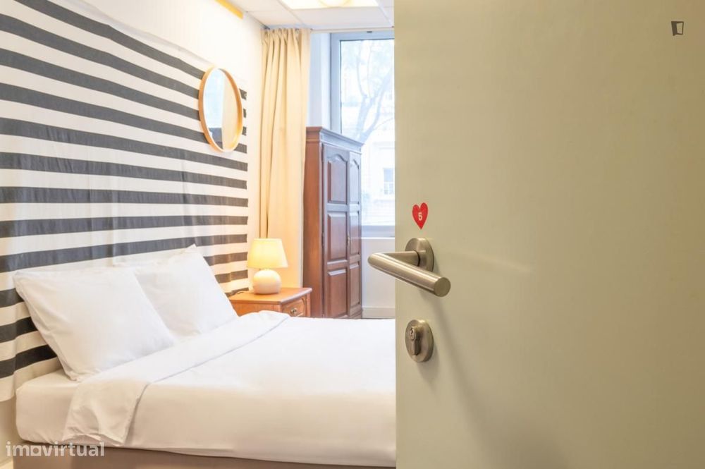 Quarto - localizado em Lisbon