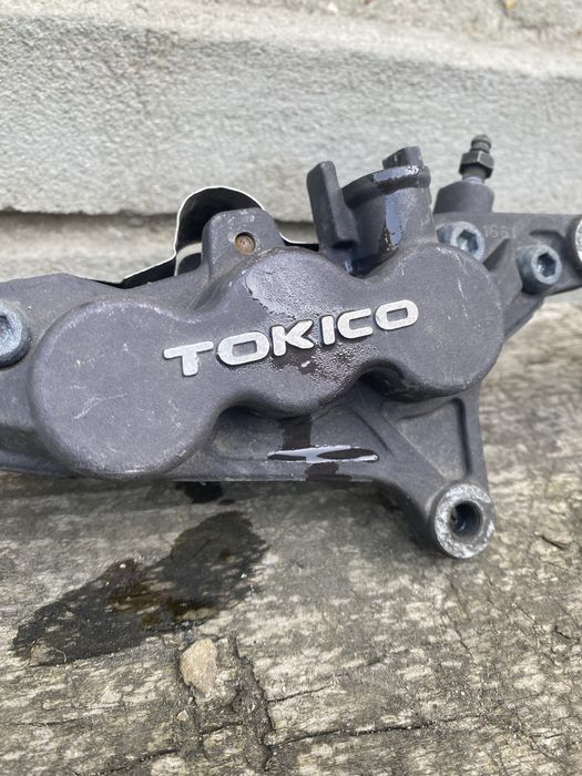 kawasaki zx600 ninja супорта передние tokico