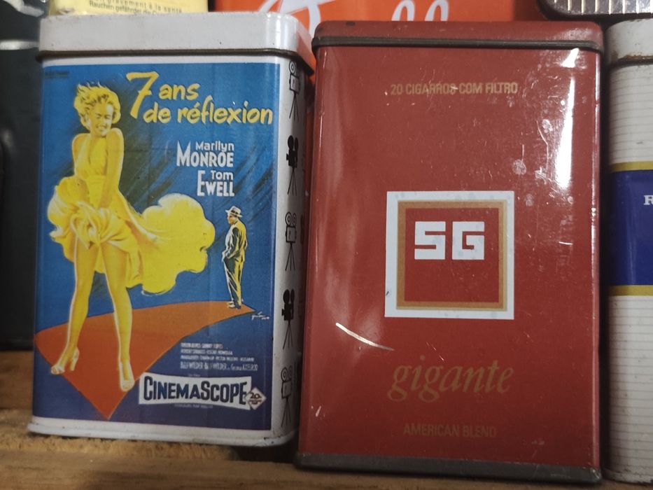 Caixas vintage latão para tabaco