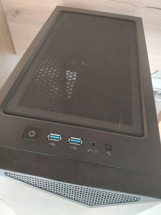 PC gaming em bom estado