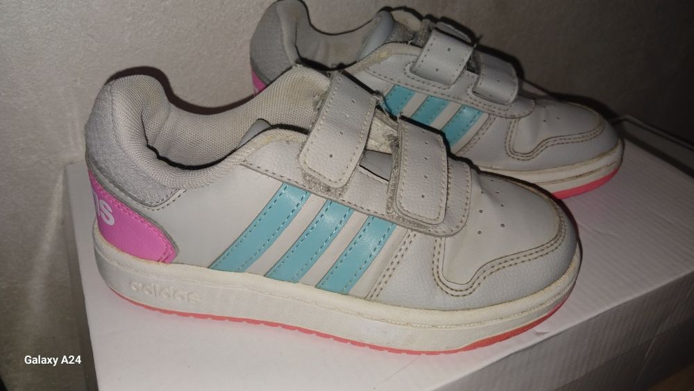 Ботинки,  Кросовки.