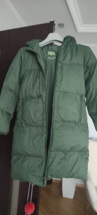 Куртка ,пальто пухова zara