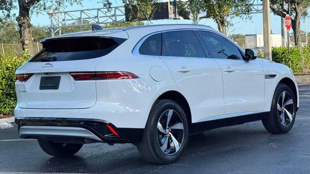 Jaguar F-PACE P250 S      2022