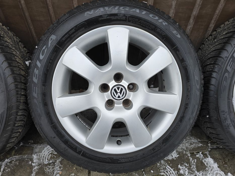 Felgi z oponami 205/55R16 VW New Beetle 5x100 Golf 4 Bora Audi A3 Leon