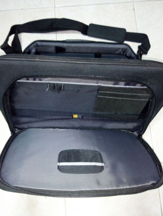 Mala para  PC / computador portátil (nova)