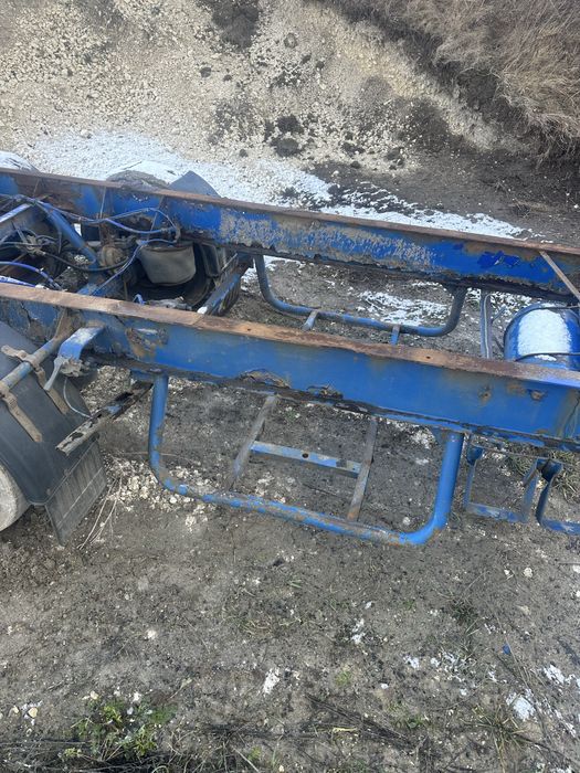 Платформа, 2 шт рами рефрижератора без будки