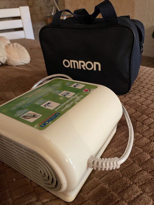 Інгалятор (небулайзер) Omron Comb Air - компактний, потужний.