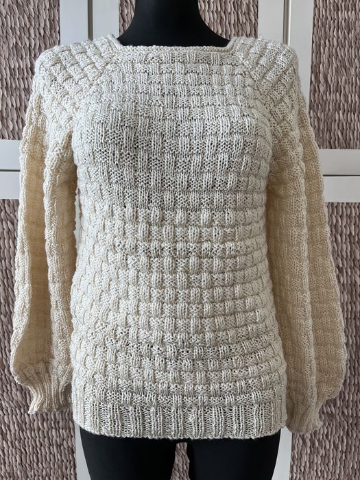 Sweter ręcznie robiony