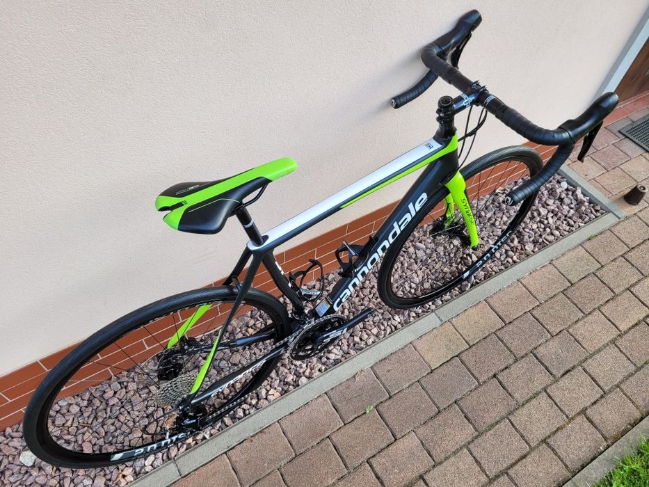 Rower szosowy CANNONDALE SYNAPSE SI * karbon * hydraulika tarcze * Shimano 105 2x11 * 54 cm