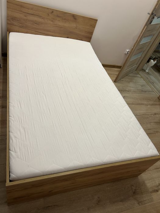 Nowe Łóżko z materacem!