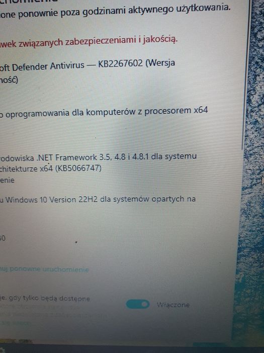 Laptop dell 5480 i5 7gen 8gb ram gb 256ssd win10pro