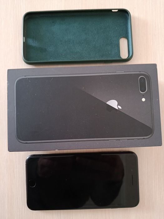 iPhone 8 plus телефон