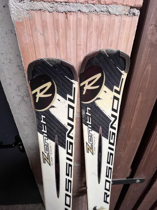 Narty Rossignol zenith carbon