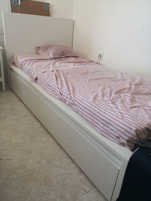Cama Solteiro MALM Ikea