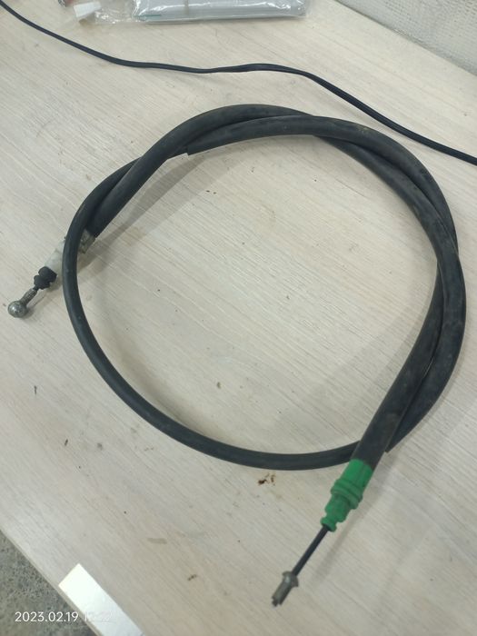 Продам трос ручного тормоза