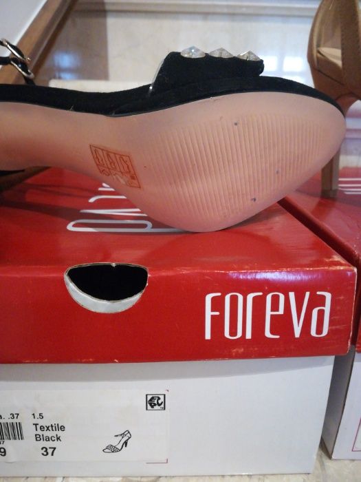 Sapatos elegantes 37
