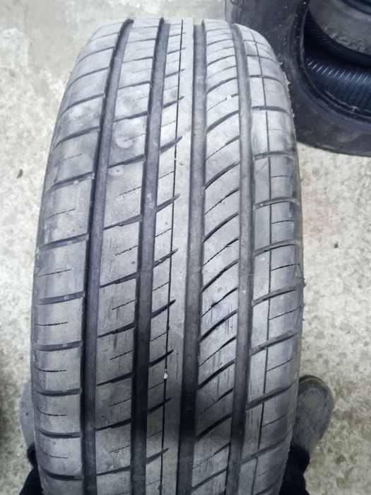 Продам шини 215/60R17 96H