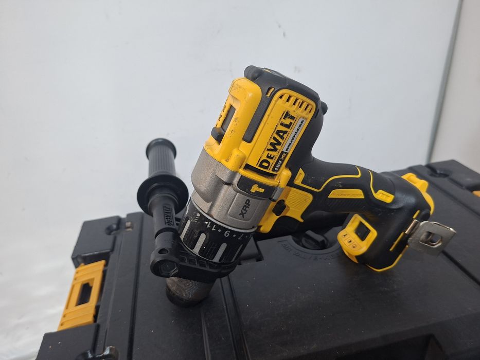 Дриль-шурупокрут з ударом акумуляторний DeWALT DCD996: 5 500 грн ...