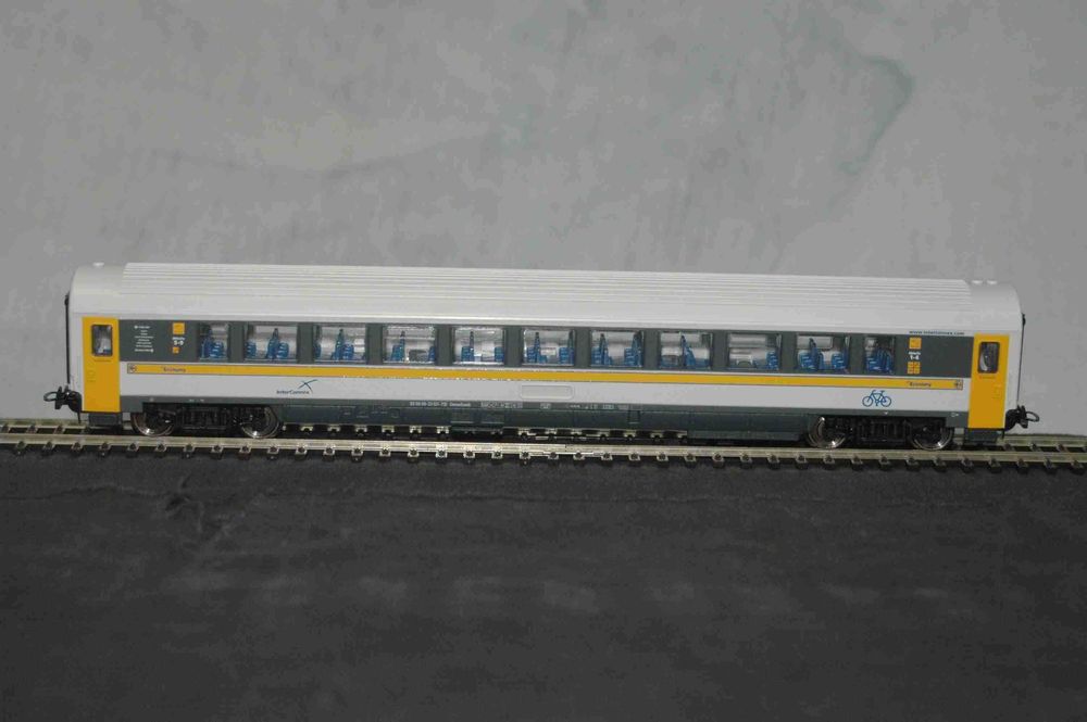 Set 3 carruagens de passageiros (CONNEX) PIKO HO