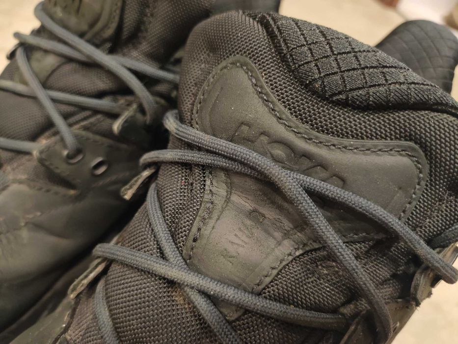 Трекінгові черевики/кросівки Hoka Kaha 2 Low GTX