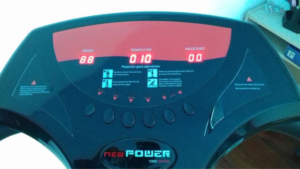 Placa Vibratória New Power 1000W – Ginástica