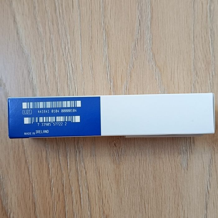Soczewki kontaktowe acuvue moist 1-day with lacreon