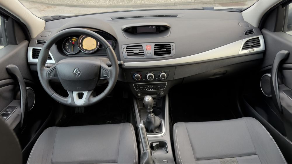 RENAULT MEGANE 1.5 DCi DIESEL NACIONAL 110 CV