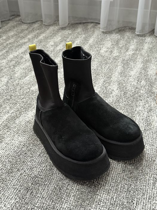 UGG Classic Dipper Black