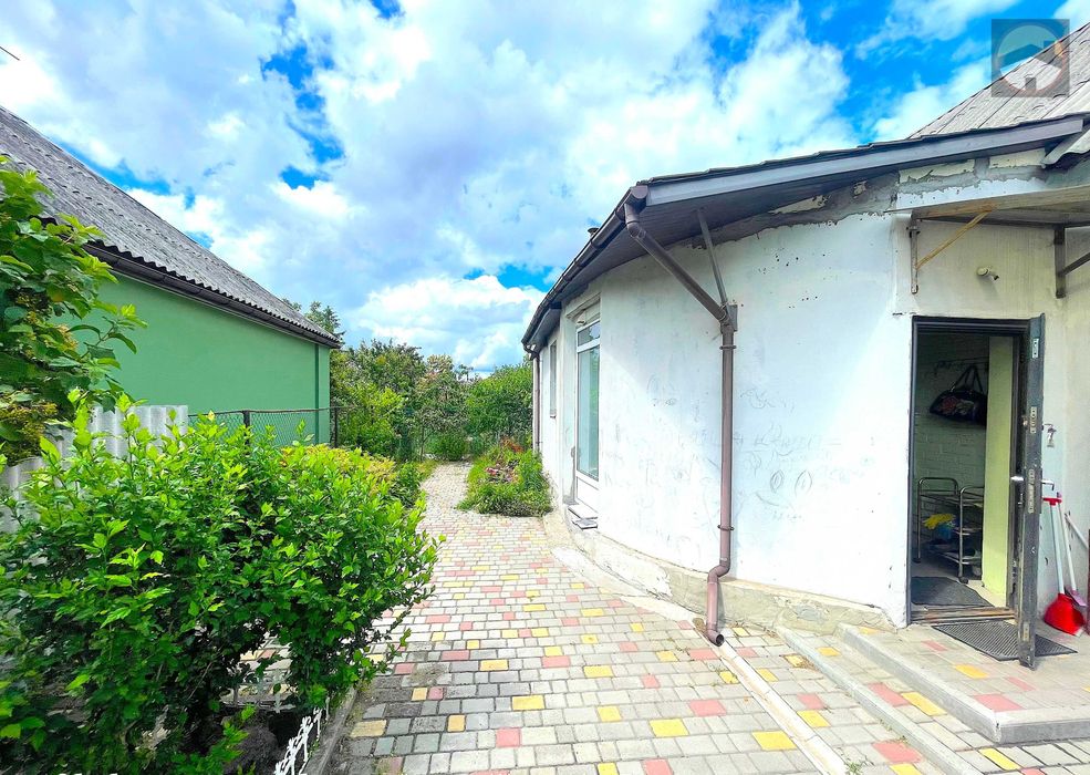 Продам будинок  метро Київська , Є-відновлення +