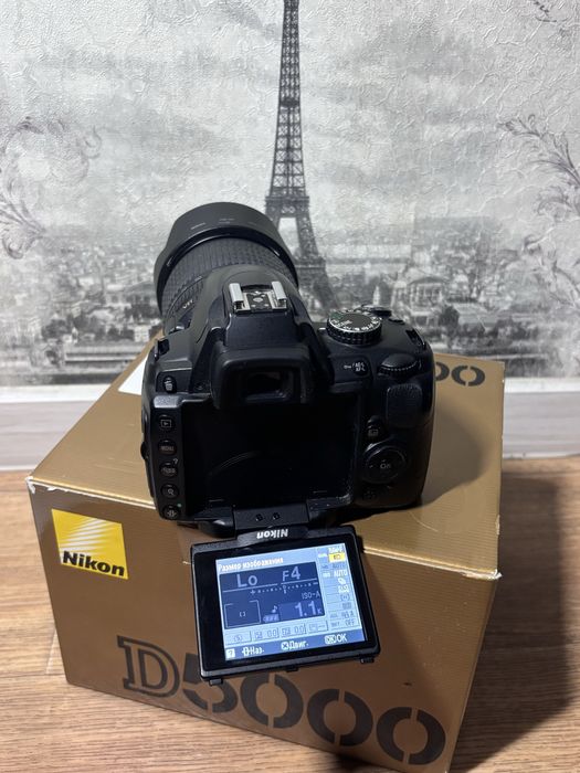 Nikon d5000 + AF-S DX Nikkor 18-105mm f/3.5-5.6G ED VR