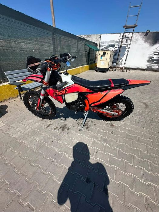 Продам мотоцикл кроссовый