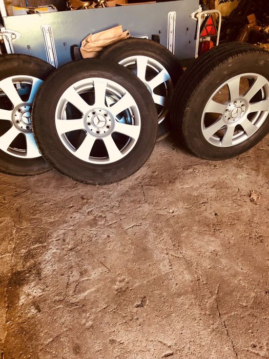 Sprzedam felgi alminiowe GLK x204 135/60 R 17  102V  ET 147,5