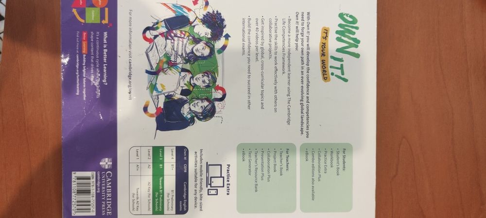 Manuais Cambridge " IT! 3" It's your world