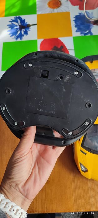 Машинка на радіокерувані