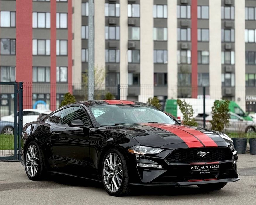 Продаж Ford Mustang