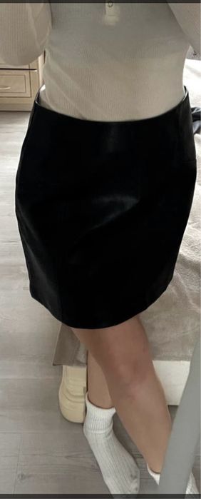 Гарна кожана юбка