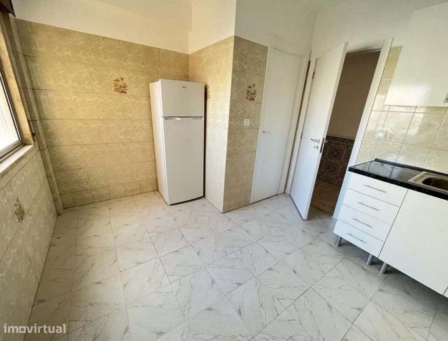 Apartamento T2- 85m Aguálva Sintra